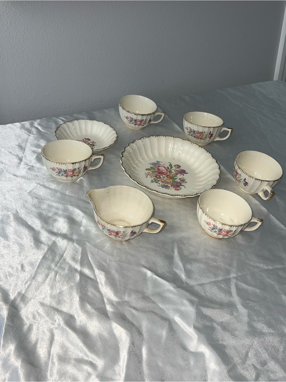 Vintage Floral Porcelain Tea Set - Cream and Pink